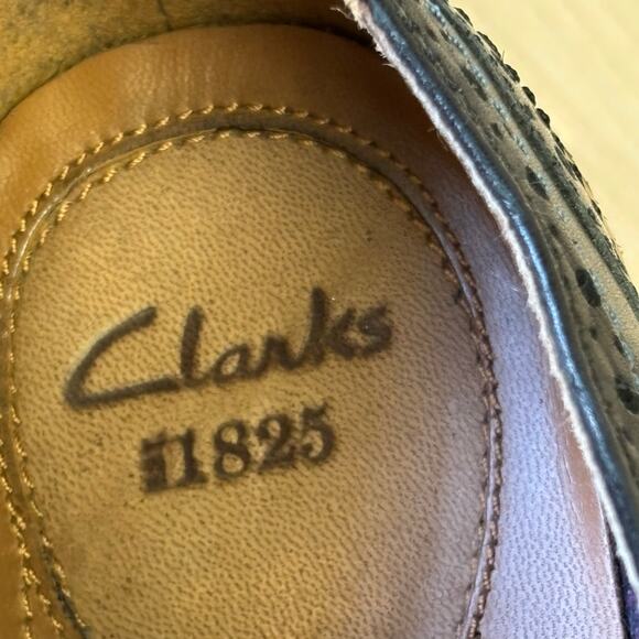 CLARK’S Extra-light Black Wingtip Dress Shoes Men’s 8W - Picture 8 of 11